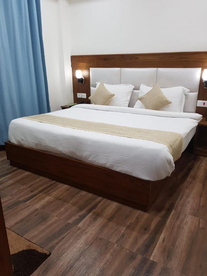 Hotel The Paal Shimla Exterior photo